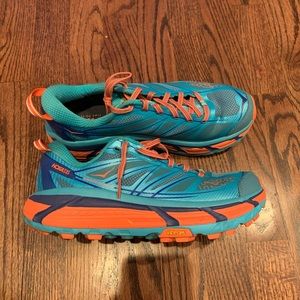 Hoka shoes